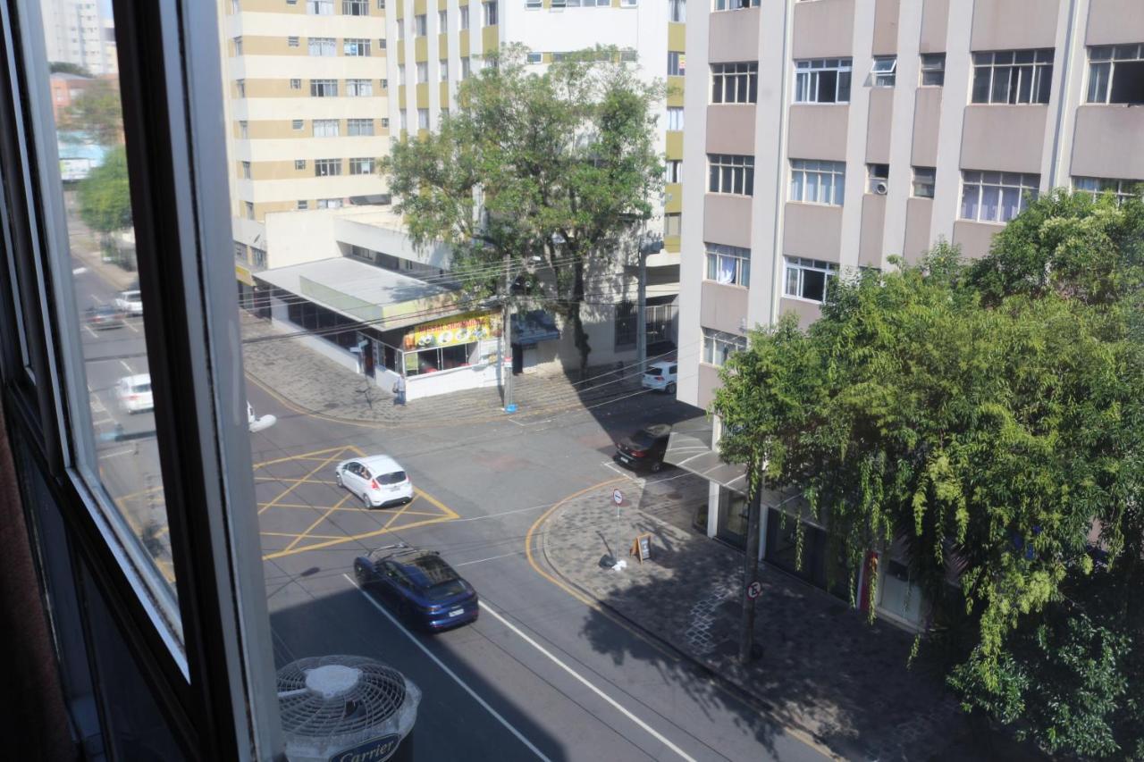 Apartamento Central Proximo A Rodoviaria E Faculdades 쿠리치바 외부 사진