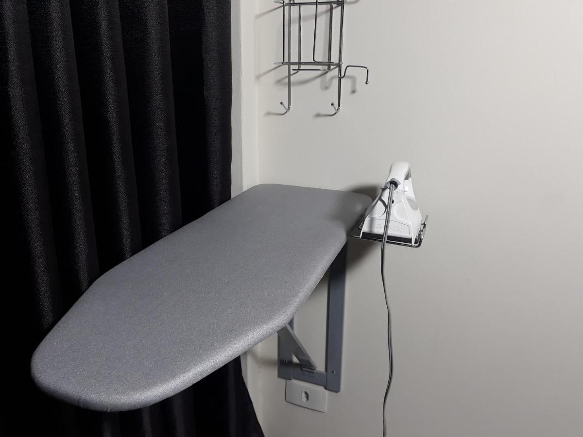 Apartamento Central Proximo A Rodoviaria E Faculdades 쿠리치바 외부 사진