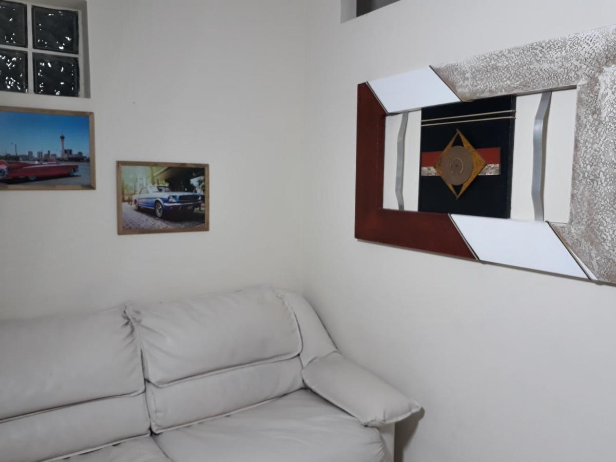 Apartamento Central Proximo A Rodoviaria E Faculdades 쿠리치바 외부 사진