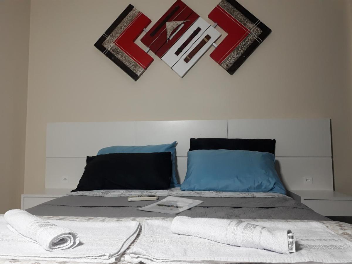 Apartamento Central Proximo A Rodoviaria E Faculdades 쿠리치바 외부 사진
